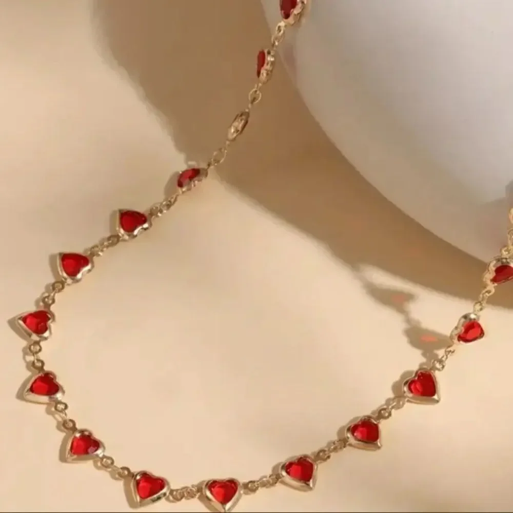Heart Necklace with Red Accents N816
